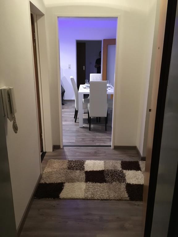 Augsburger Apartment Esterno foto